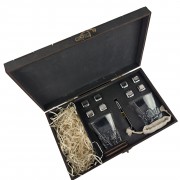 Подарочный набор Moltis Relax Whisky Stones: 2 стакана Saxums с серебряными охлаждающими кубиками + секция